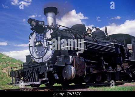 Le Cumbres et Scenic Railroad toltèque voyageant de Chama, Nouveau Mexique à Antonio, Colorado Banque D'Images