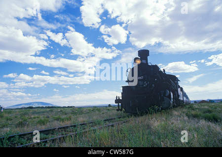 Le Cumbres et Scenic Railroad toltèque voyageant de Chama, Nouveau Mexique à Antonio, Colorado Banque D'Images