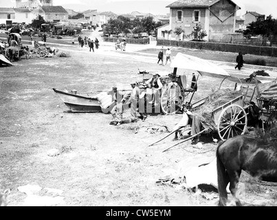 Pèlerinage gitan aux Saintes-Maries-de-la-Mer. Un camp de voyageurs (1923) Banque D'Images