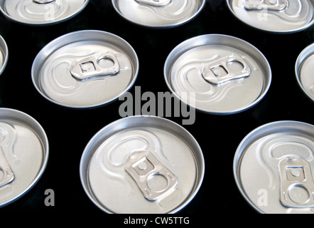 Des canettes de bière un close up Banque D'Images