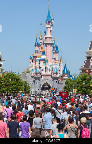 Euro Disneyland -Château de La Belle au Bois Dormant, Paris, France Banque D'Images