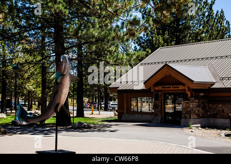 Le Mammoth Lakes visitor centre à Mammoth Lakes en Californie d'août 2012 Banque D'Images