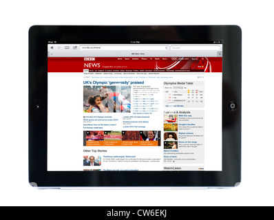 Apple iPad 3 tablet ordinateur affiche le site Web de BBC News Banque D'Images