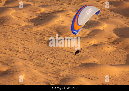 Plus de parapente le Sahara, Tunesien Banque D'Images