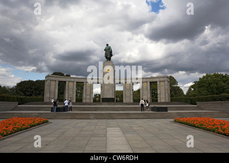 Monument commémoratif de guerre soviétique dans Tiergarten, Berlin, Allemagne Banque D'Images