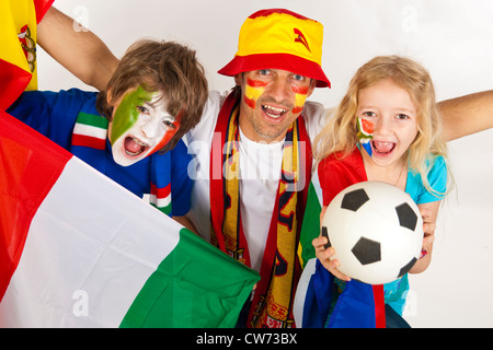 Faher avec enfants à la Championnat du monde 2010 Socker en Afrique du Sud Banque D'Images