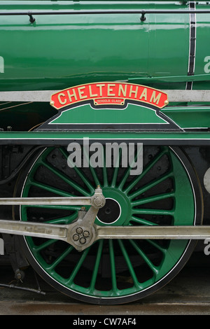 Plaque constructeur et roues d'entraînement de conserves de région du sud de la locomotive à vapeur 925 classe les écoles 'Cheltenham' Banque D'Images