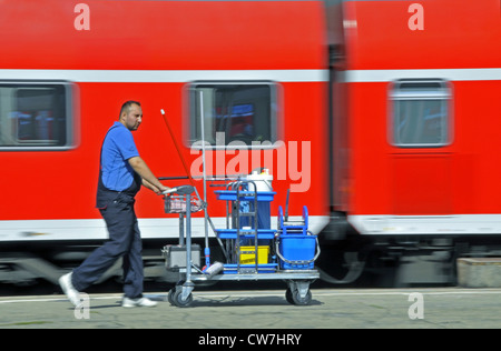 La gare principale de Stuttgart est nettoyé, Allemagne, Bade-Wurtemberg, Stuttgart Banque D'Images