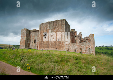 Crichton, Ruines du château, dans un cadre campagnard à Pathead. Gorebridge. Au sud-est d'Édimbourg. L'Écosse. 8318 SCO Banque D'Images