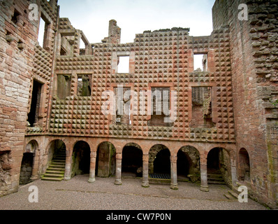 Crichton, Ruines du château, dans un cadre campagnard à Pathead. Gorebridge. Au sud-est d'Édimbourg. L'Écosse. 8321 SCO Banque D'Images