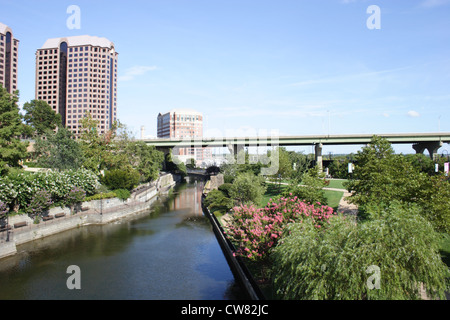 Scenic kanawha canal dans le centre-ville de Richmond, Virginie, USA Banque D'Images