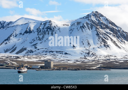 NY ALESUND. Le Spitzberg. L'archipel de Svalbard. La Norvège. La Scandinavie. ARTIC Banque D'Images