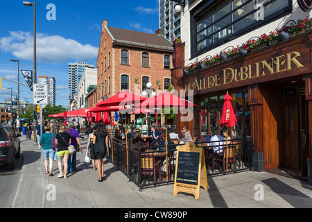 L'Aulde Dubliner pub et restaurant sur la rue George dans le marché By, Ottawa, Ontario, Canada Banque D'Images