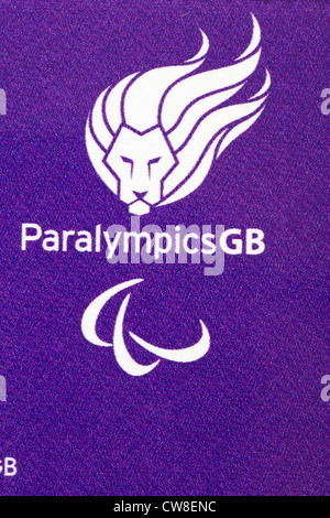 Paralympics GB logo sur bar de Cadbury Dairy Milk Chocolate accordée aux Olympiens pour les Jeux Olympiques de 2012 à Londres en Août Banque D'Images