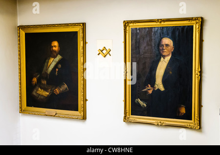 Peintures de passé vénérable maîtres dans une loge maçonnique Banque D'Images