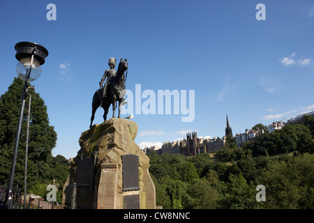 Royal Scots greys Boer War Monument dans les jardins de Princes street edinburgh scotland uk united kingdom Banque D'Images