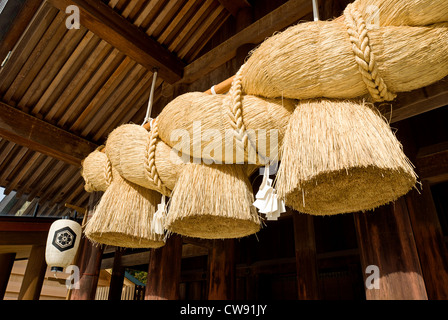 Izumo Izumo Taisha, culte, Temple Shinto avec Shimenawa ou sacrée corde de paille dans la préfecture de Shimane, au Japon. Banque D'Images