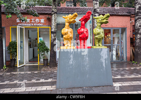 La sculpture d'avant-garde à la 798 art zone à Beijing, Chine Banque D'Images