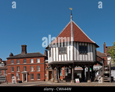 La Croix du marché dans l'ancienne ville de Wymondham Norfolk en Angleterre, Banque D'Images