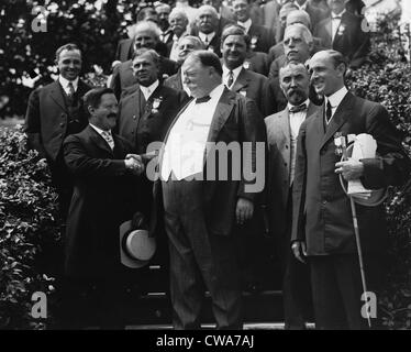 William Howard Taft (1857-1930) reçoit la nouvelle de sa nomination comme candidat présidentiel républicain en 1908. Banque D'Images