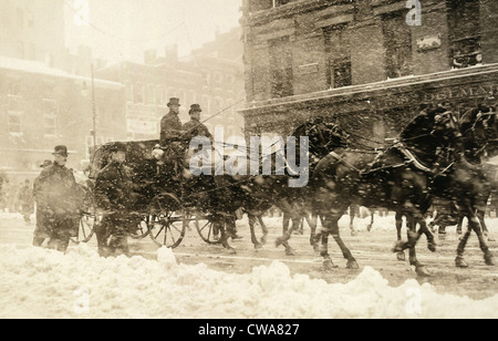Le président William Taft (1857-1930) voyage au-dessus des rues couvertes de neige à sa March 4, 1909 inauguration à cheval Banque D'Images