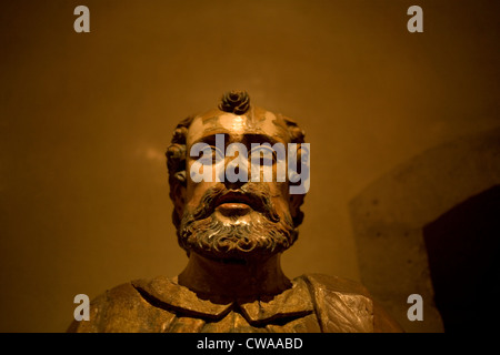 Une sculpture de Saint Peter est affiché dans le musée de la culture d'Oaxacan à Santo Domingo ancien monastère à Oaxaca, Mexique Banque D'Images