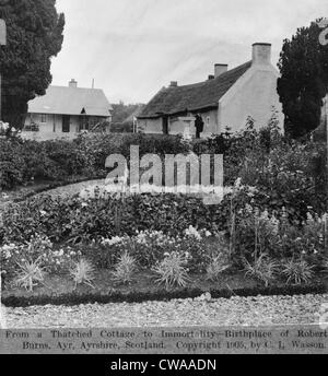 Chaumière de naissance de Robert Burns (1759-1796), dans la région de Ayr, Ayrshire, Ecosse. 1905 photo. Banque D'Images