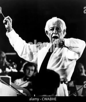 Boston Pops Orchestra conductor, Arthur Fiedler. Le 4 juillet 1978. Avec la permission de : Archives CSU/Everett Collection. Banque D'Images