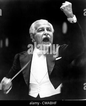 Boston Pops Orchestra conductor, Arthur Fiedler. ca. 1967. Avec la permission de : Archives CSU/Everett Collection. Banque D'Images