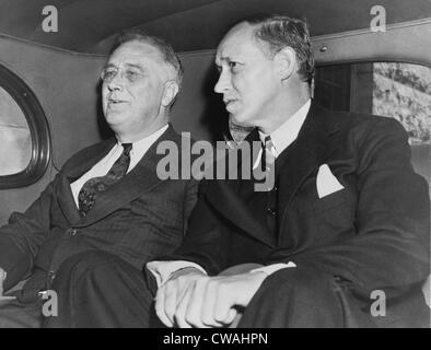 Le président Franklin D. Roosevelt avec son plus proche conseiller politique, Harry Hopkins (1890-1946) en 1938. Il est tellement essentiel de Banque D'Images