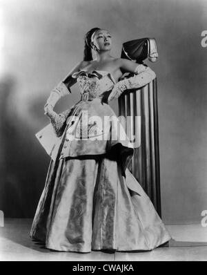 Joséphine Baker, 1951. Avec la permission de : Archives CSU/Everett Collection Banque D'Images