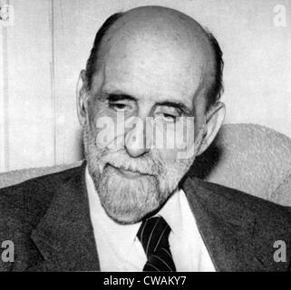 Juan Ramon Jimenez, 1956. Avec la permission de la CSU : Archives / Everett Collection Banque D'Images