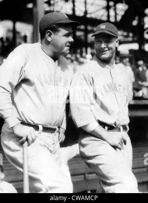 Le voltigeur des Yankees de New York Babe Ruth et Lou Gehrig joueur. ca. 1927. Avec la permission des Archives CSU/Everett Collection Banque D'Images