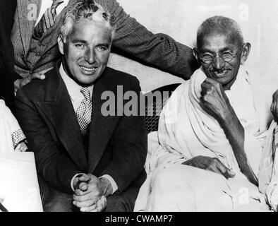 Charlie Chaplin et le Mahatma Gandhi, Londres, Angleterre, le 22 septembre 1931. Avec la permission de : Archives CSU/Everett Collection Banque D'Images