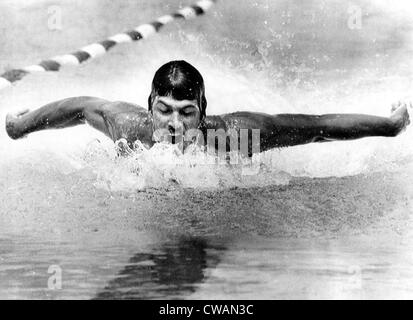 Mark Spitz natation pour un nouveau record mondial dans l'épreuve du 200 mètres papillon lors de l'Essais de natation olympique américaine, Portage Park, Banque D'Images