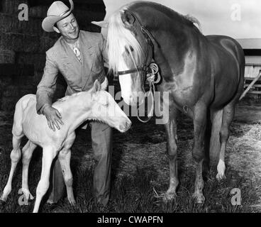 Roy Rogers (1911-1998), acteur et chanteur américain, vers 1952. Avec la permission de : Archives CSU/Everett Collection Banque D'Images