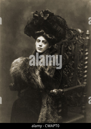 Ethel Barrymore (1879-1959), dans un studio de 1901 portrait par Burr McIntosh. Banque D'Images