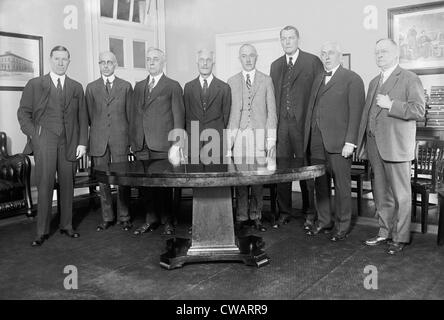 Conseil des gouverneurs du Système fédéral de réserve avec secrétaire du Trésor Andrew Mellon (4e de gauche), le 16 mai 1923. Banque D'Images