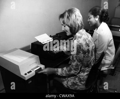 Un American typewriter, connue comme la carte magnétique Selectric Typewriter, vers les années 1970. Avec la permission de : Archives CSU/Everett Collection Banque D'Images