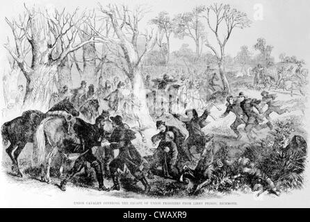 Cavalerie de l'Union couvrant l'évasion des prisonniers de la prison de Libby à Richmond, Virginia Banque D'Images