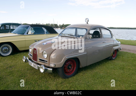 Saab 95 voiture voitures suède suédois classique de brouillard brouillard Banque D'Images