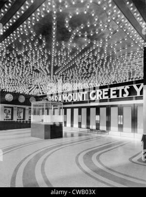 Les salles de cinéma, le Paramount Theatre, de l'intérieur, ticket, 2025 Broadway, Oakland, Californie, vers 1932. Banque D'Images