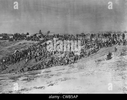 La guerre civile, les prisonniers Confédérés à Belle Plaine, capturés à Spotsylvania, Virginie, photographie, Mai, 1864. Banque D'Images