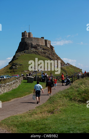 Vue sur Château de Lindisfarne sur Holy Island UK Northumberland Banque D'Images