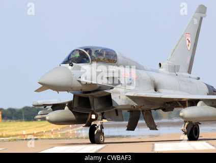 L'Eurofighter Typhoon RGF4 29 (R) Sqn à RAF Coningsby Banque D'Images