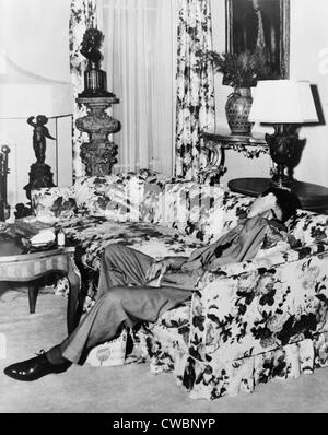 Benny 'Bugsy' Siegel (1906-1947), abattu sur le canapé de Beverly Hills Accueil le 20 juin 1947. Son partenaire dans le développement Banque D'Images