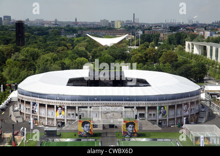 Réplique du stade olympique de Berlin pour la Coupe du Monde 2006 à Berlin Banque D'Images