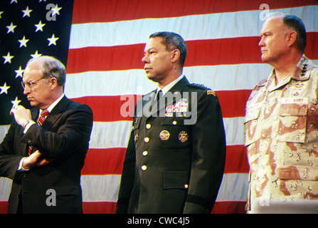 Le secrétaire à la défense Richard Cheney Le Général Colin Powell, président du Comité des chefs d'état-major et le général Norman Schwarzkopf Commandant U.S. Banque D'Images
