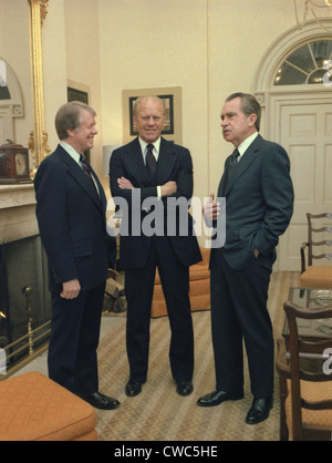 Jimmy Carter, Gerald Ford et Richard Nixon se rassemblent à la Maison blanche pour les funérailles de Minnesota Le Sénateur et ancien vice Banque D'Images