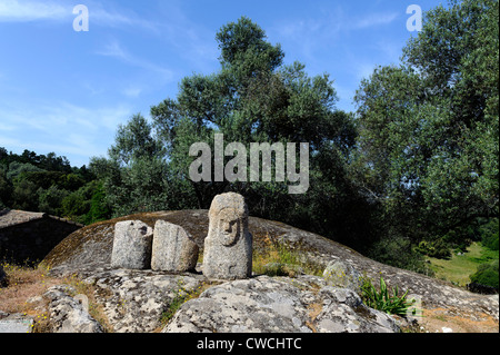 Prehistorc Excavation de Filitosa, Menhir Filitosa VI, Corse, France Banque D'Images